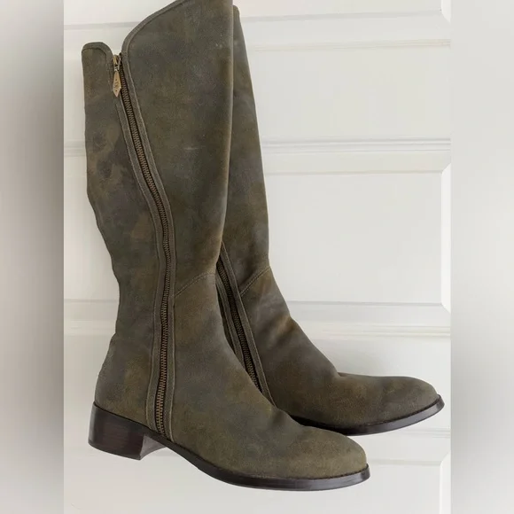 NWOT Donald Pliner green suede boots! - Picture 3 of 14
